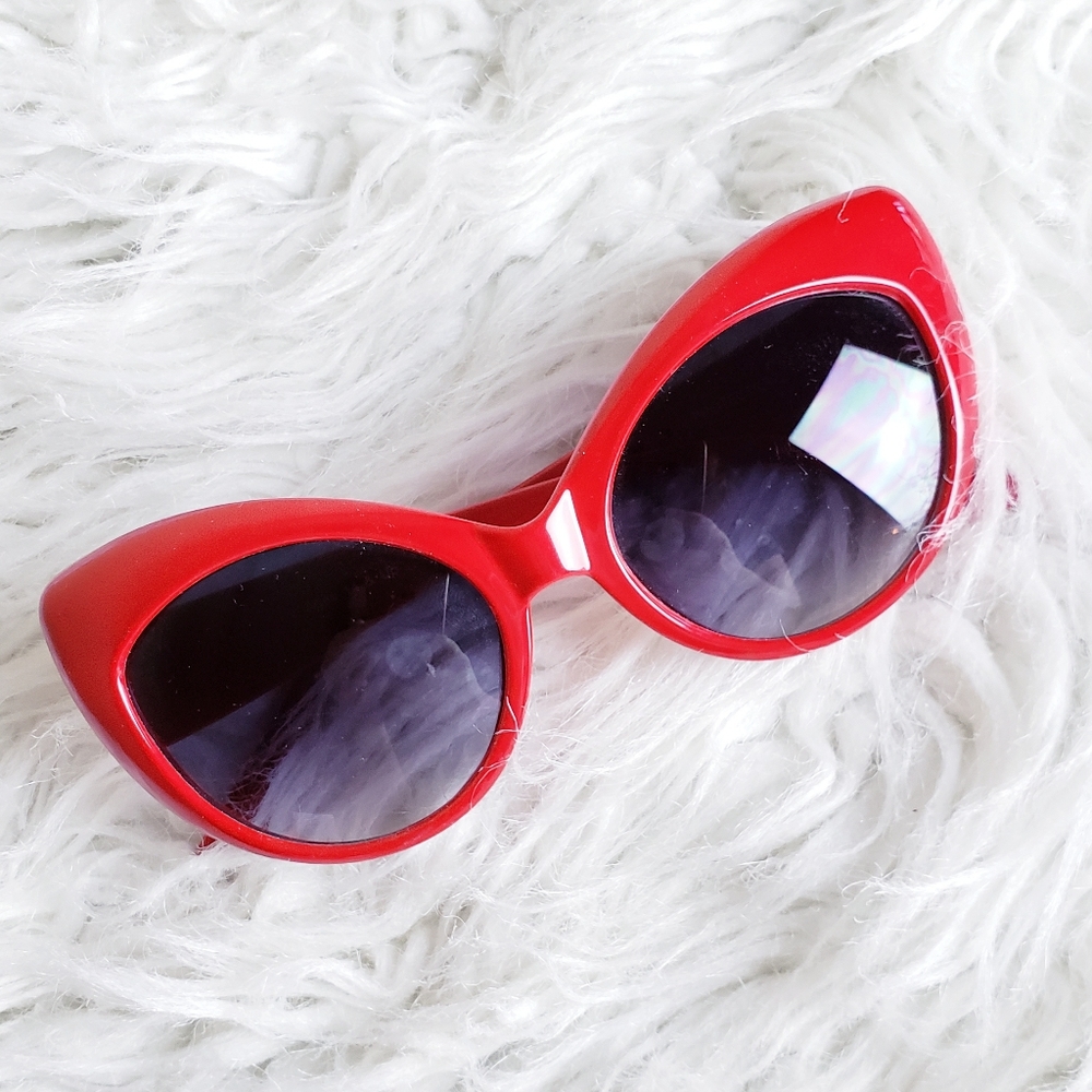 SALE Red cateye sunglasses
